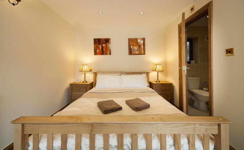 בריסטול Aanbevole Guest House מראה חיצוני תמונה